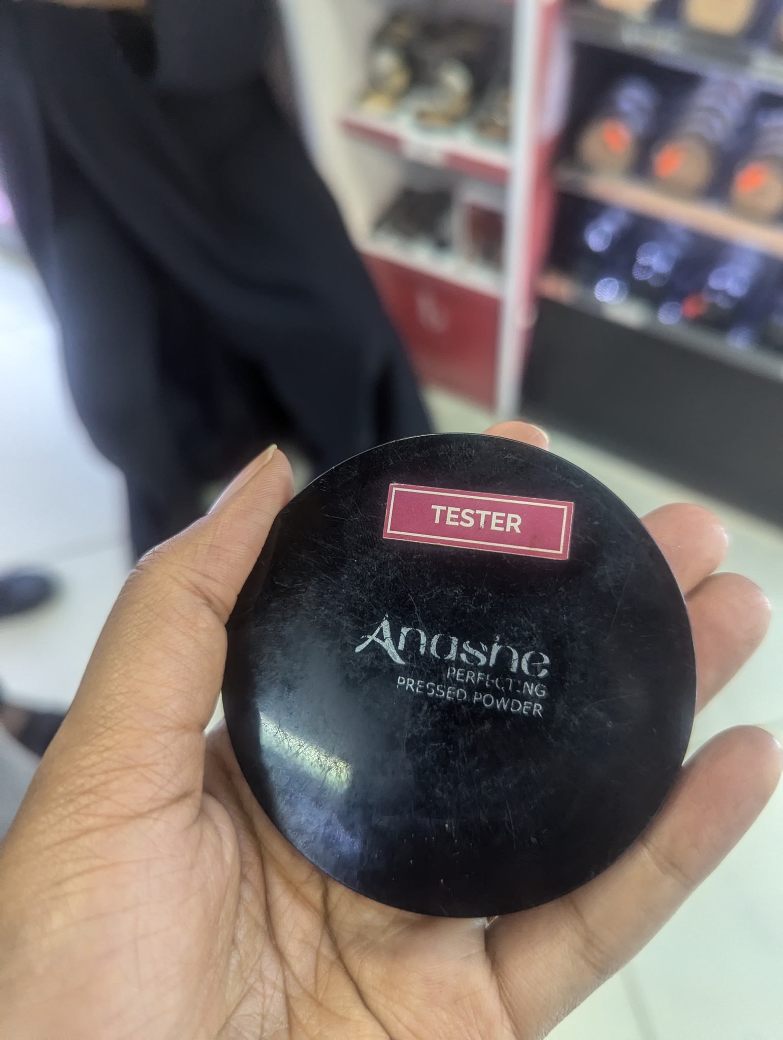 Anashe Perfecting Pressed Powder