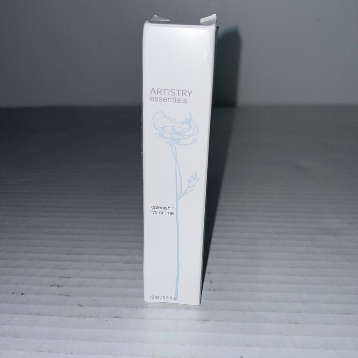 Artistry Essentials Replenishing Eye Creme