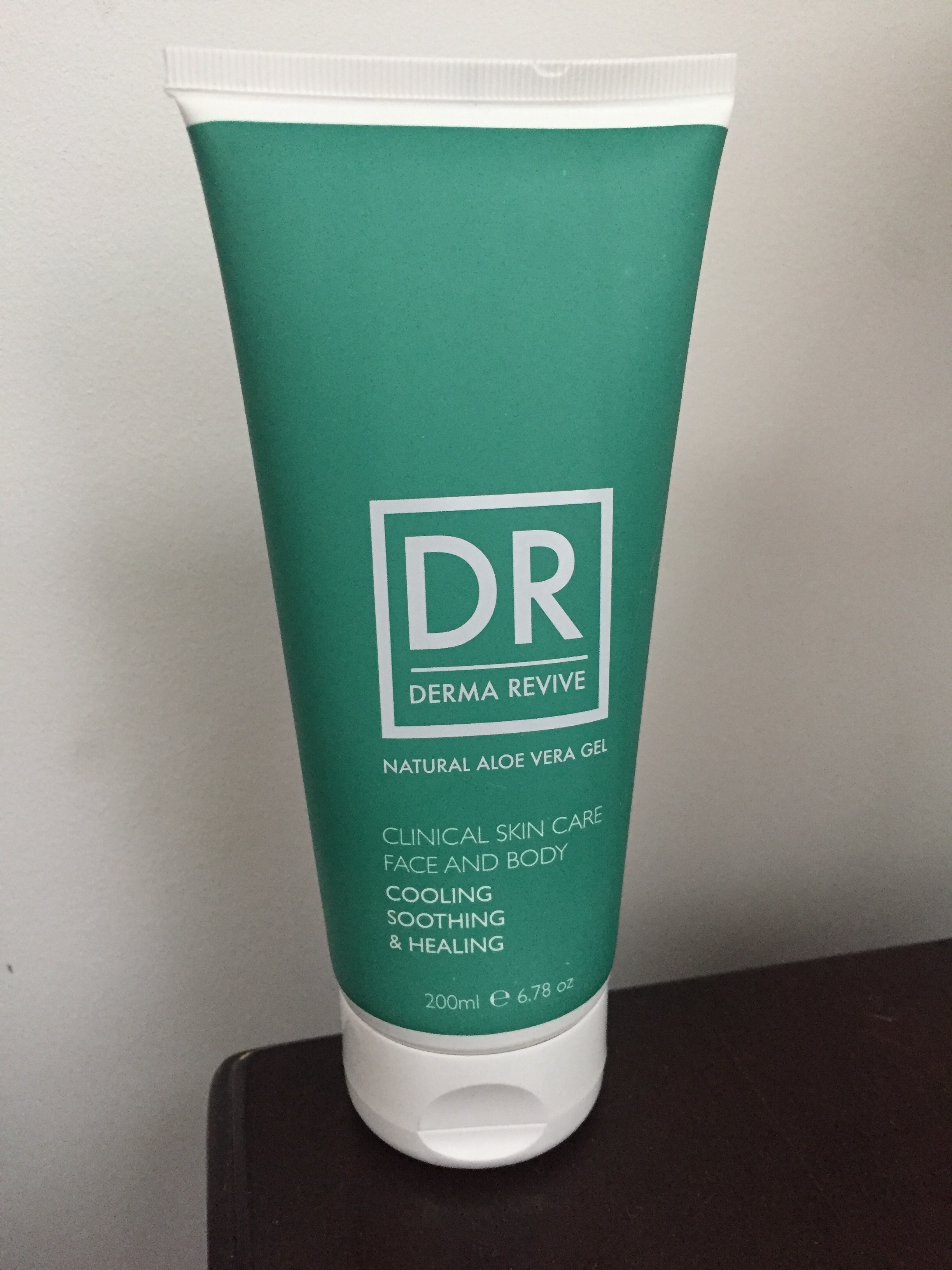 Derma Revive Natural Aloe Vera Gel