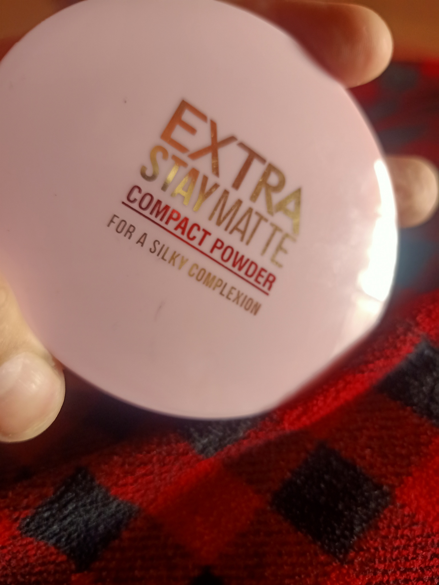 Diana of london Extra Stay Matte Compact Powder