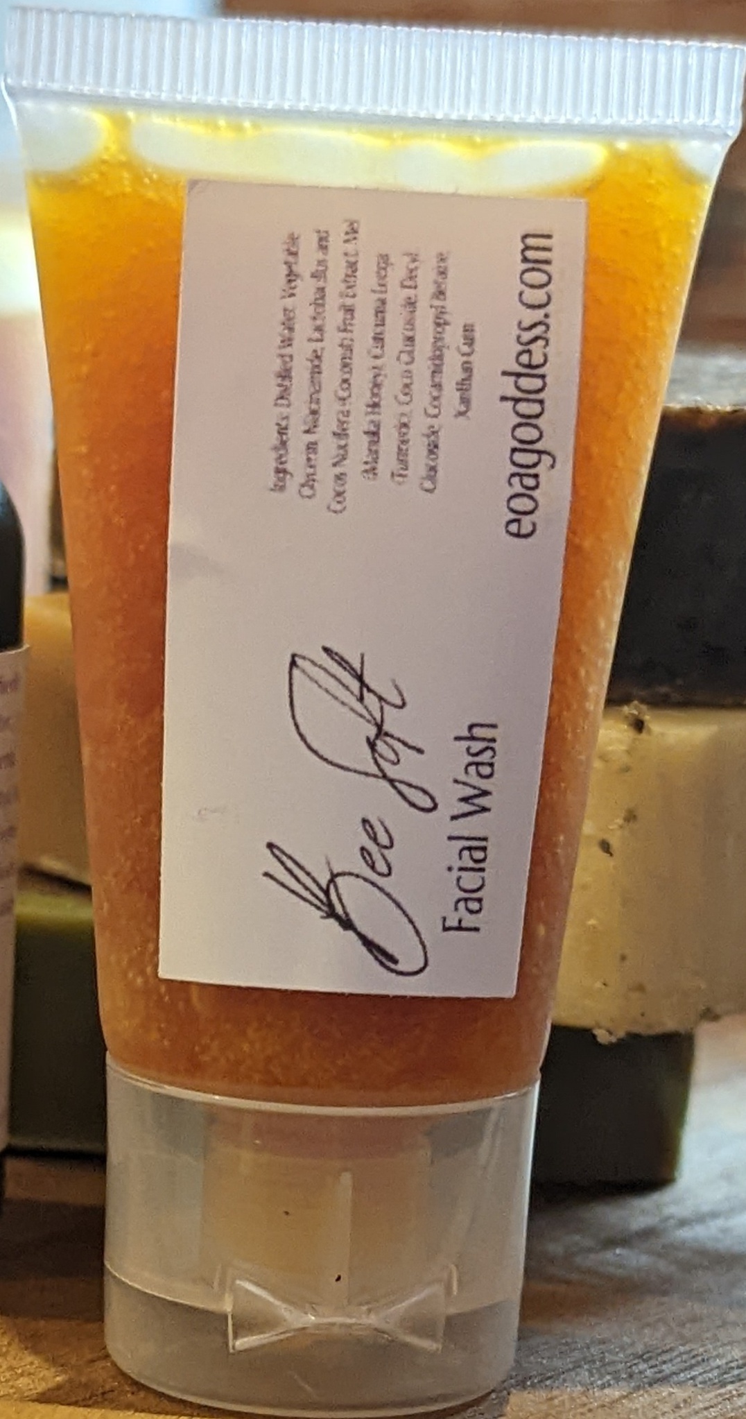 Essence Of A Goddess Bee Soft Facial Wash