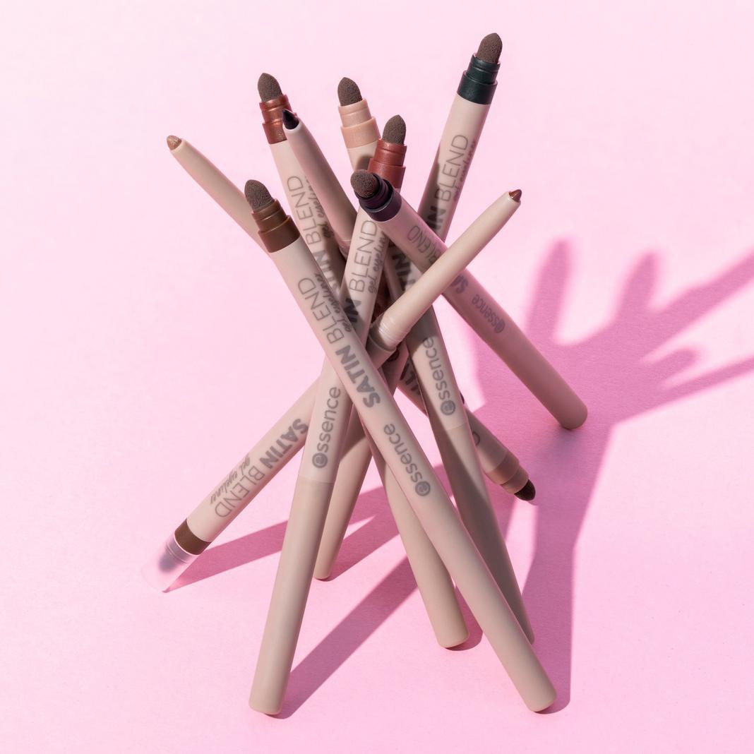 Essence Satin Blend Gel Eyeliner