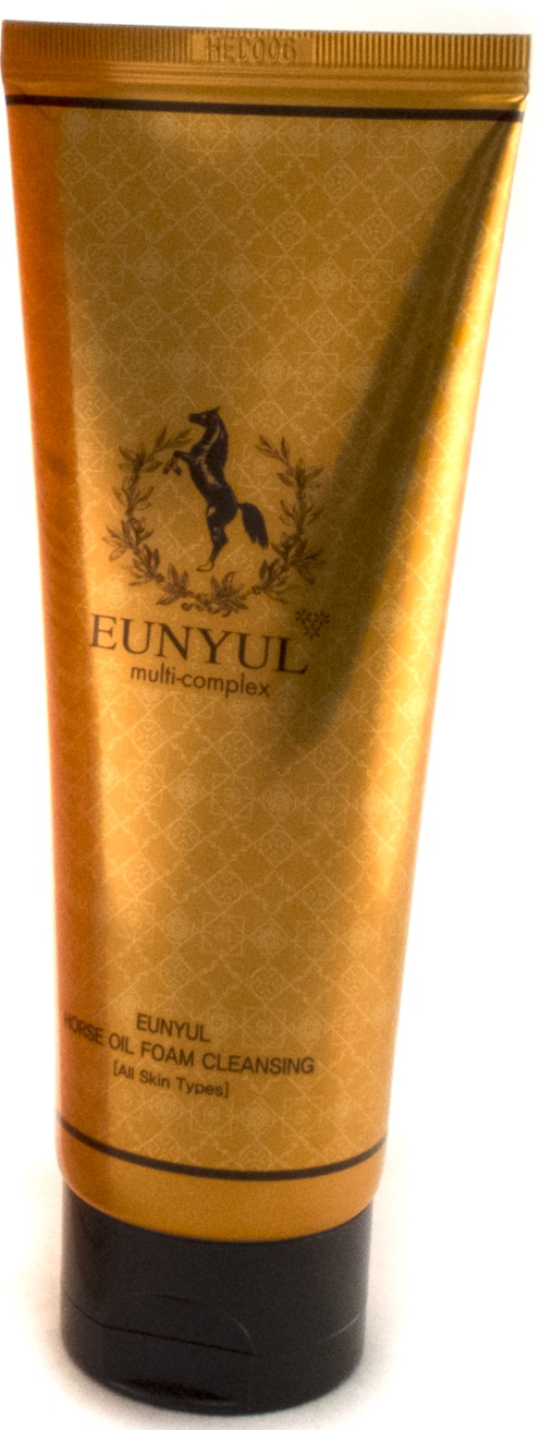 Eunyul Horse Oil Foam Cleansing