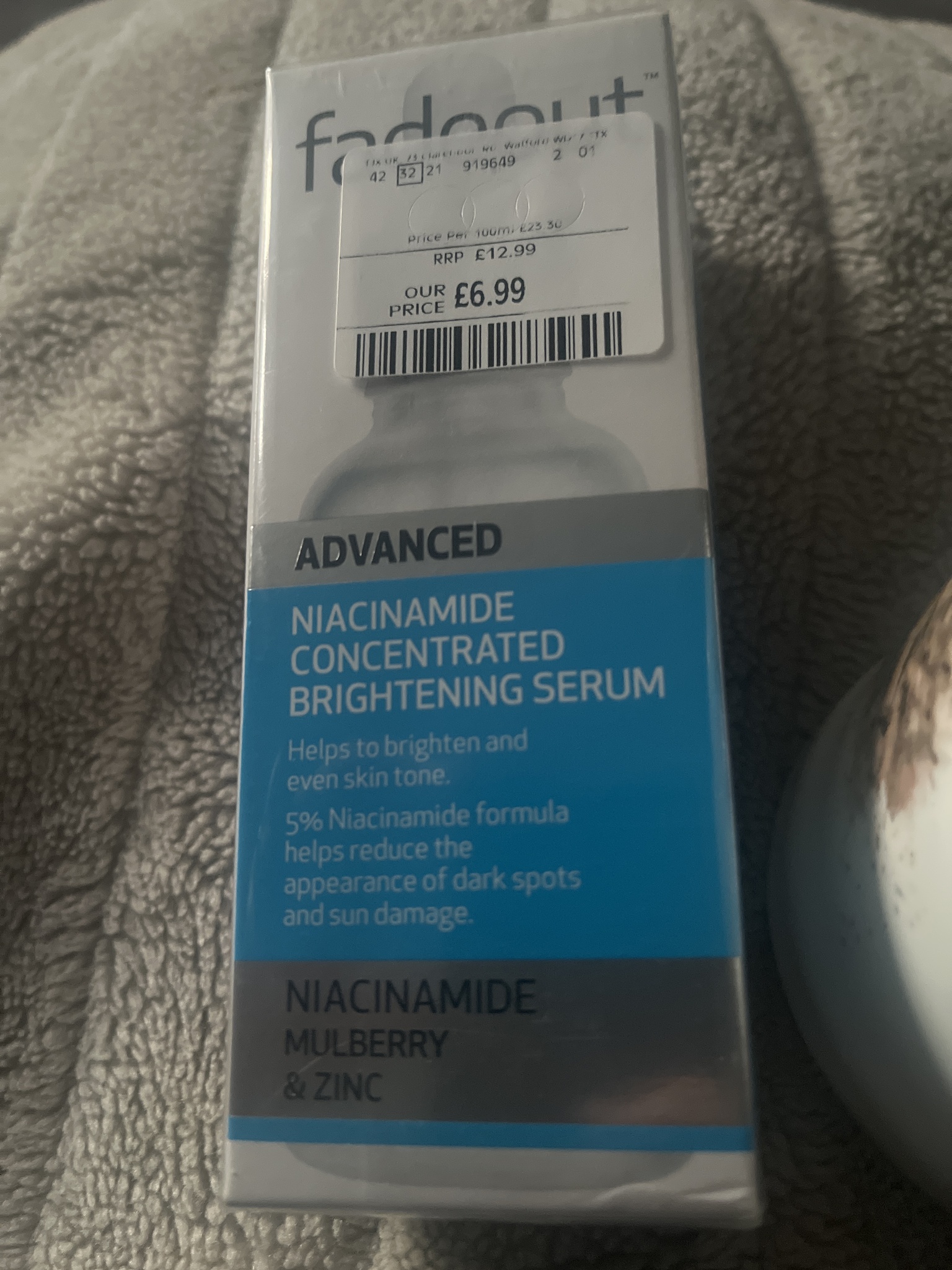 Fadeout Niacinamide Mulberry Serum