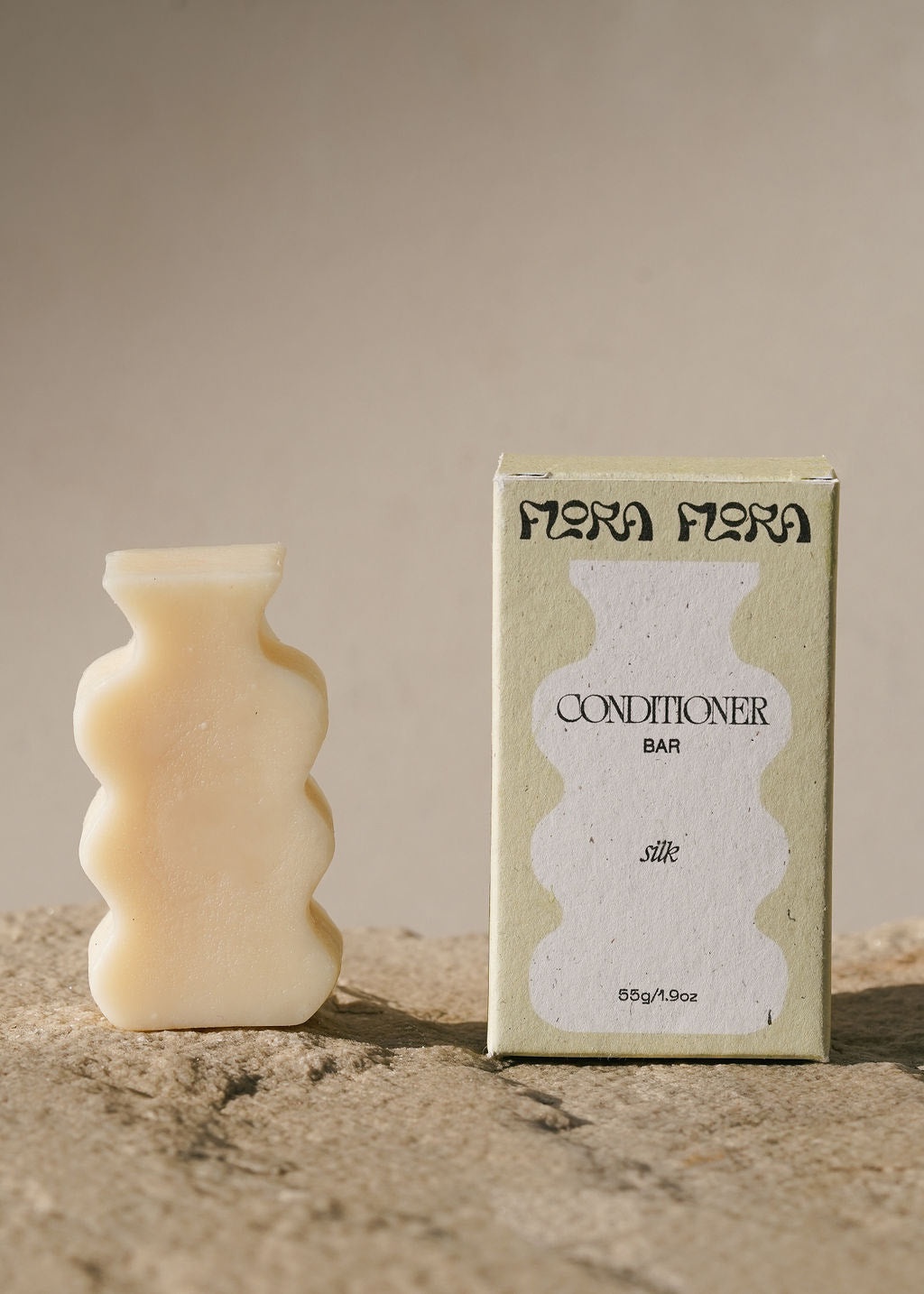 Flora Flora Co Silk Conditioner Bar