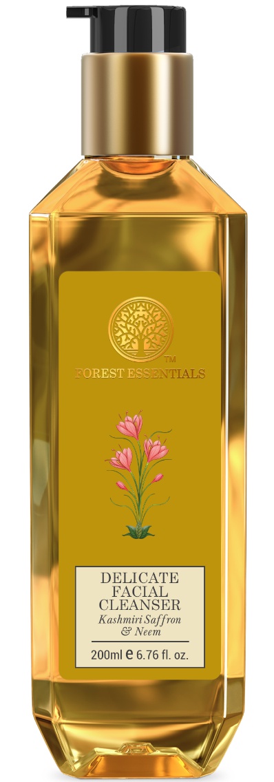 Forrest Essentials Kashmiri Saffron & Neem Facial Cleanser
