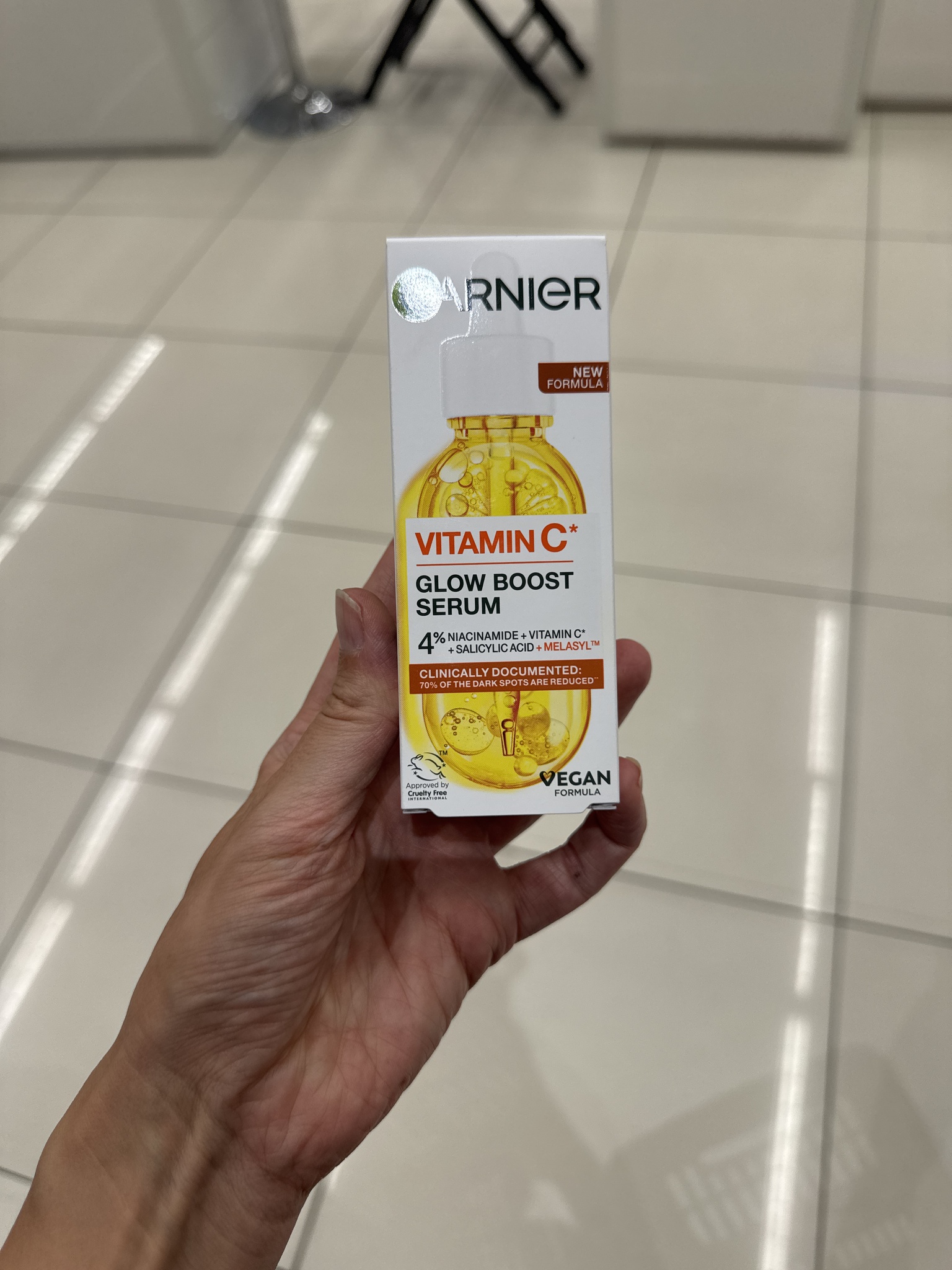 Garnier Vitamin C Glow Boost Serum