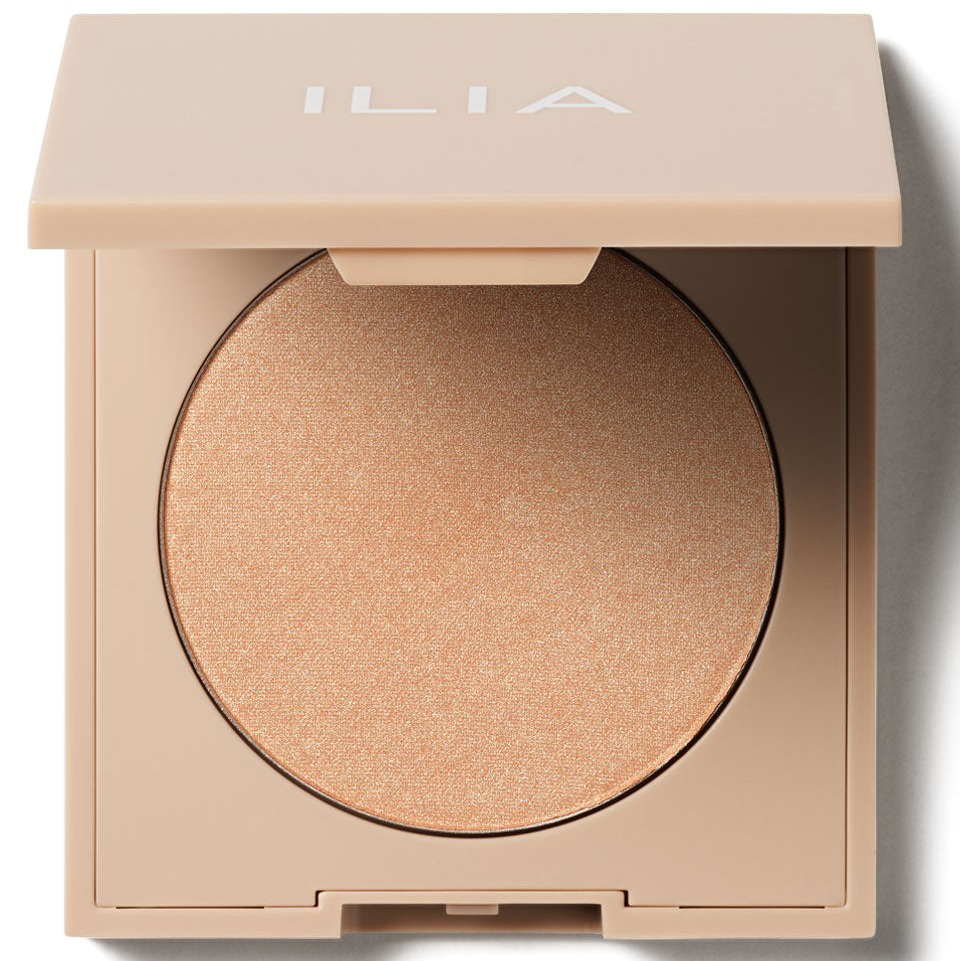 Ilia Daylight Highlighting Powder