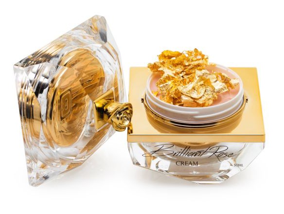 La vie en rose Brilliant Rose Cream With Gold Flakes