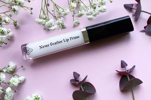 Look Fabulous Forever Never Feather Lip Prime