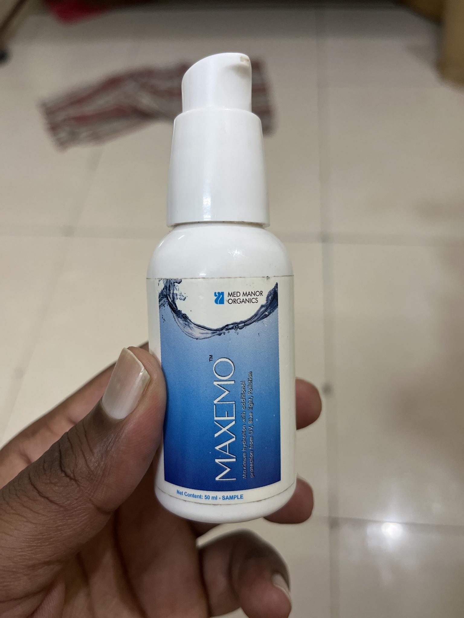 Maxemo Maximum Hydration With Additional Protection From UV, Blue Light, Pollution