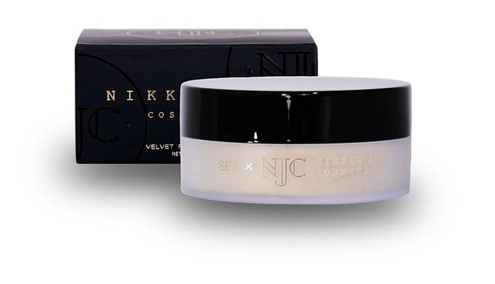 Nikkia Joy Cosmetics Velvet Finishing Powder