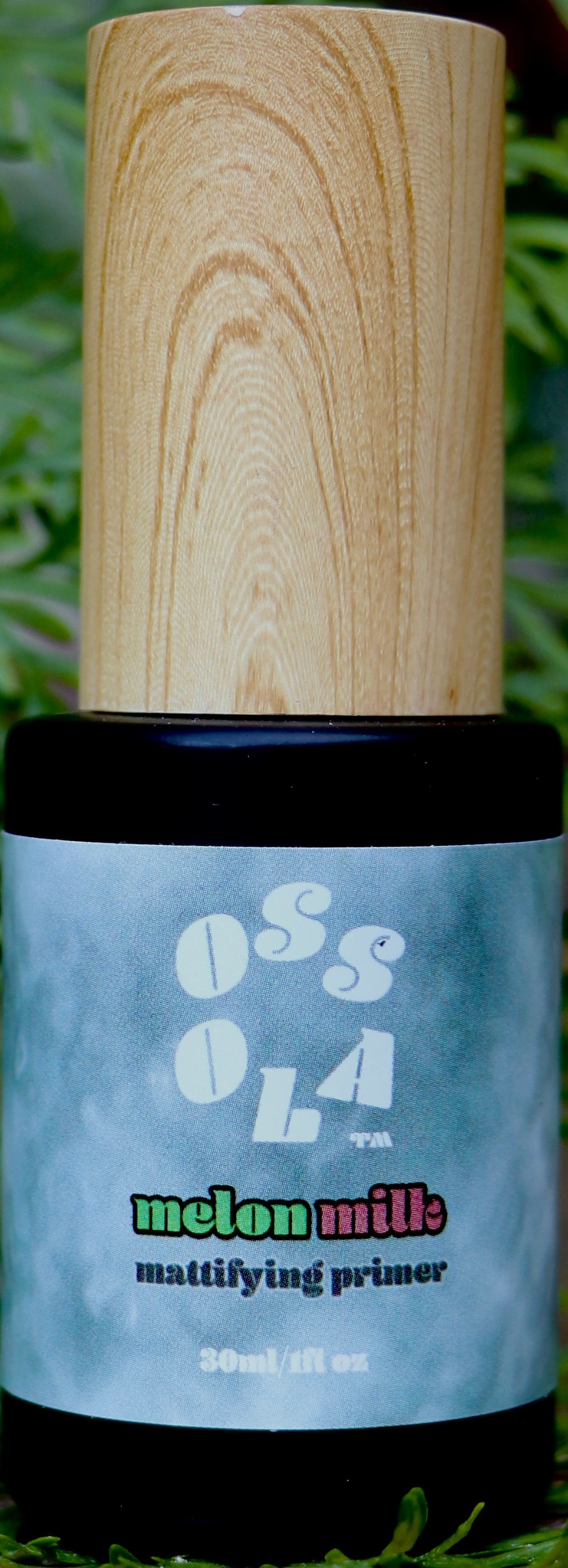 OSSOLA Skincare Melon Milk Mattifying Primer