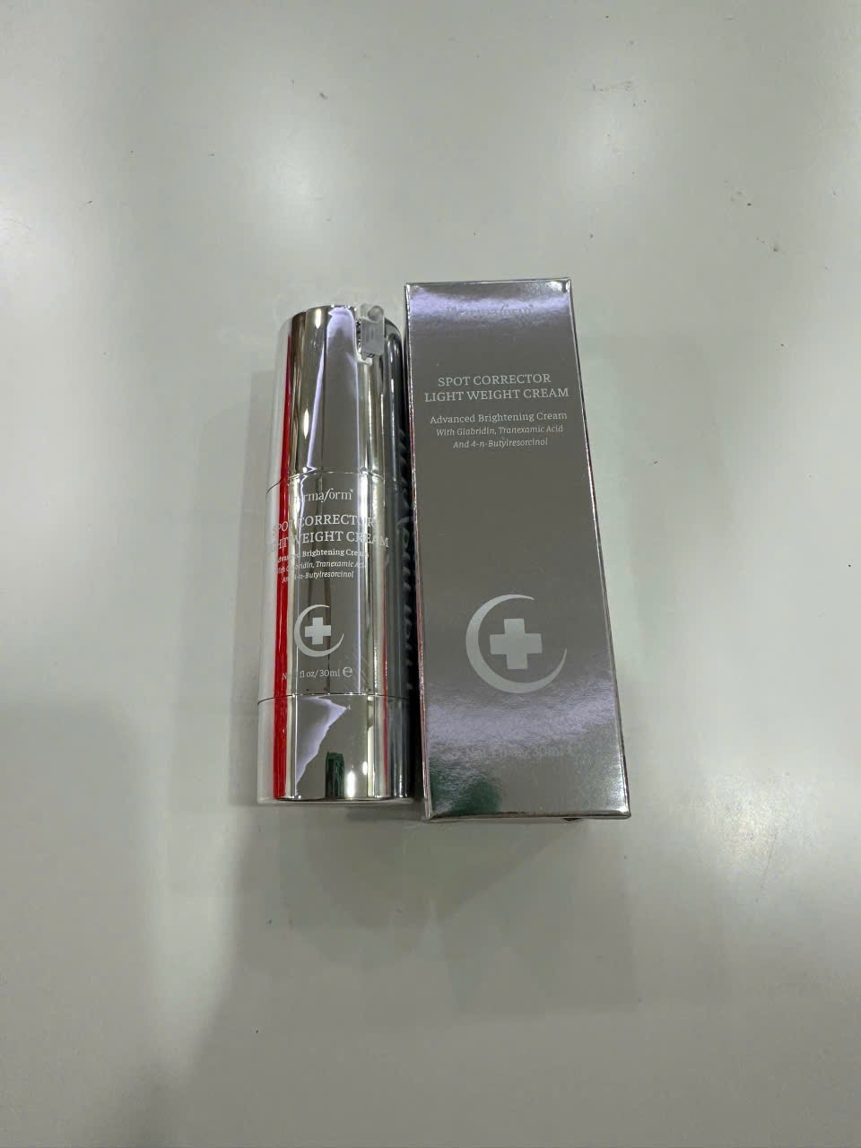 Pharmaform Spot Corrector Light Weight Cream