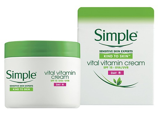 Simple Kind To Skin Vital Vitamin Cream Day SPF 15
