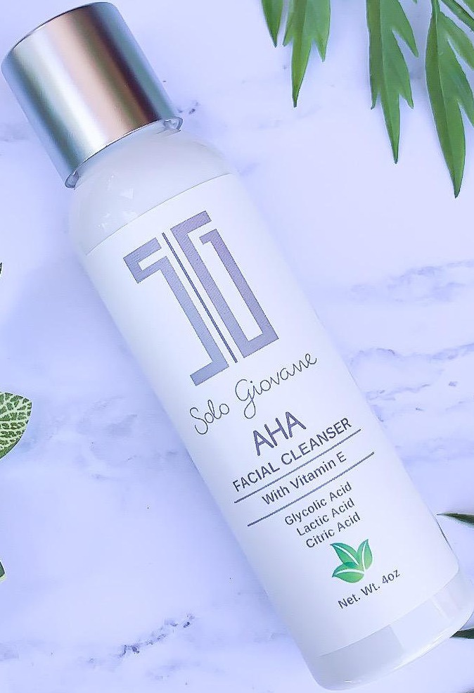 Solo Giovane AHA Facial Cleanser