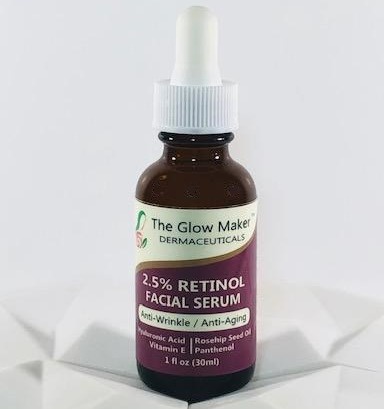 The Glow Maker 2.5% Retinol Serum