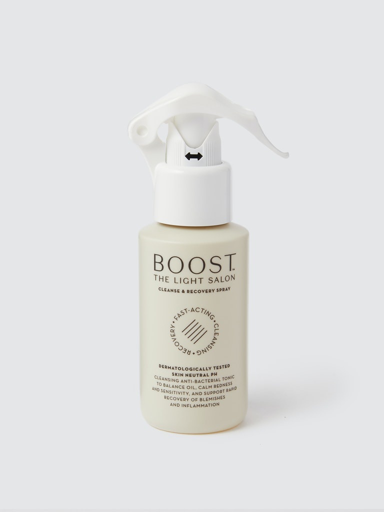 The light salon Boost Cleanse & Recovery Spray