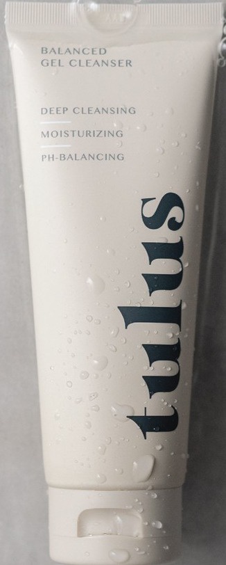 tulus Balanced Gel Cleanser