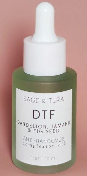 Файл:Sage-&-Tera-DTF-Complexion-Oil.jpeg