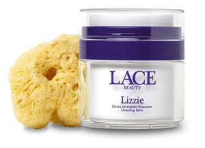 Lace-Beauty-Lizzie.jpeg
