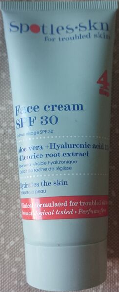 Файл:Spotles-skn-Face-Cream-SPF-30.jpeg