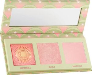 Benefit-CheekLeaders-Mini-Pink-Squad.jpeg