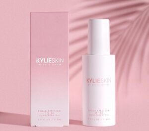 Kylie-Skin-Broad-Spectrum-SPF-30-Sunscreen-Oil.jpeg