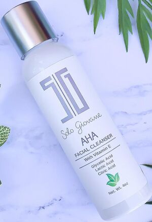 Solo-Giovane-AHA-Facial-Cleanser.jpeg
