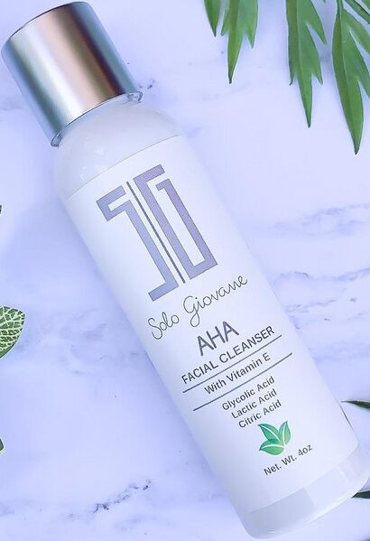 Файл:Solo-Giovane-AHA-Facial-Cleanser.jpeg