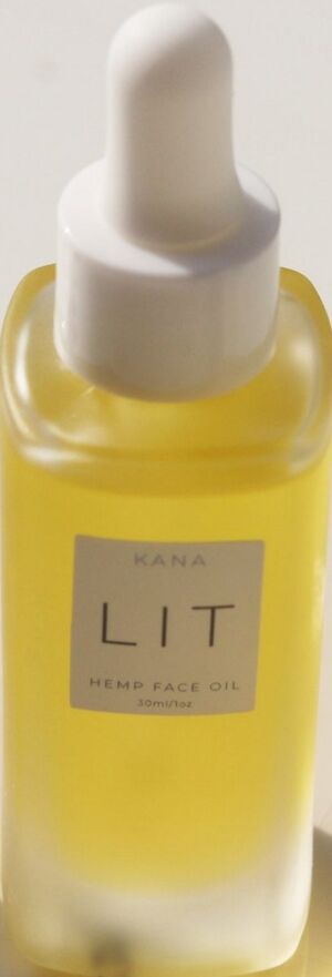 KARNA-L-I-T-Premium-Facial-Oil-Blend.jpeg